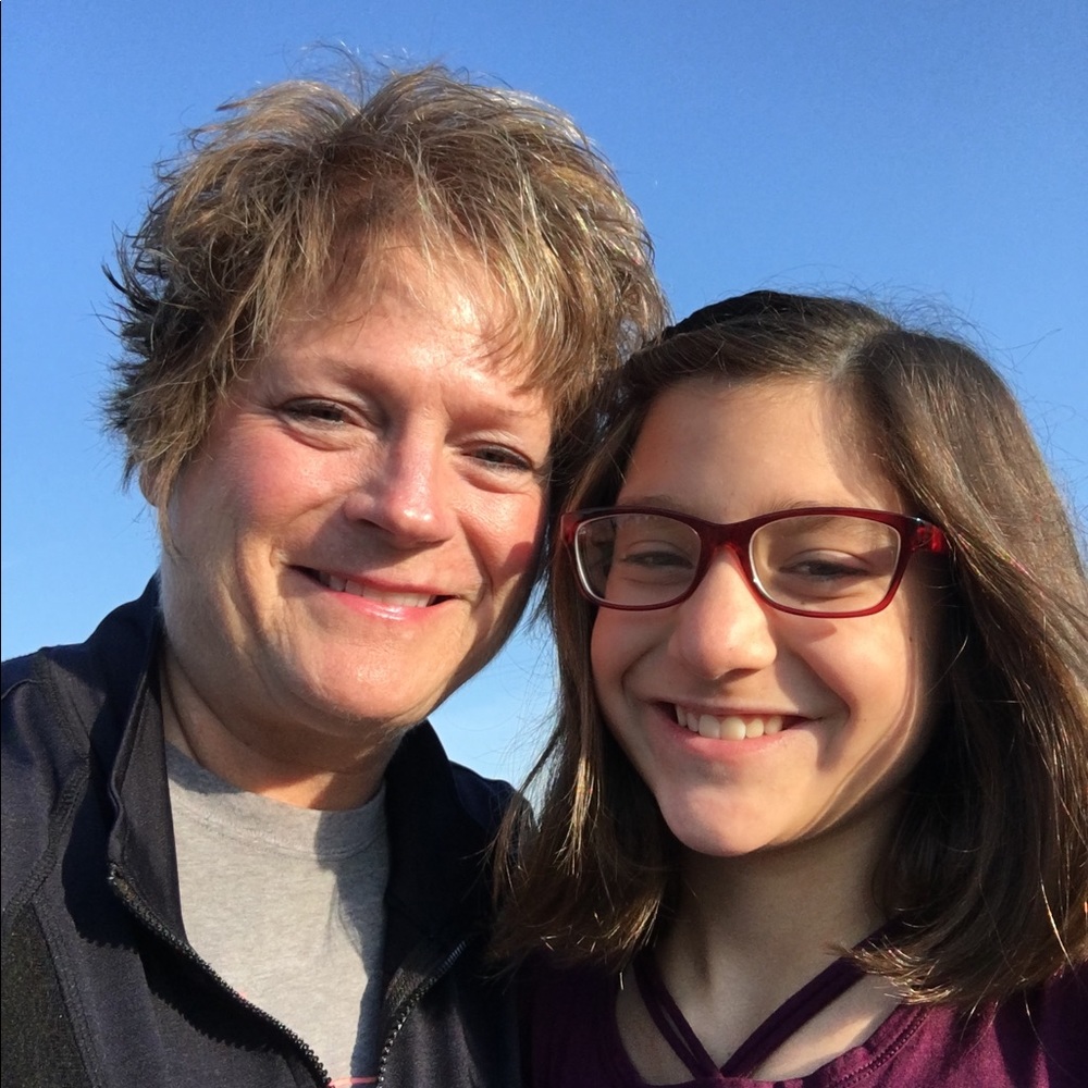 Meet your Posher, Lori